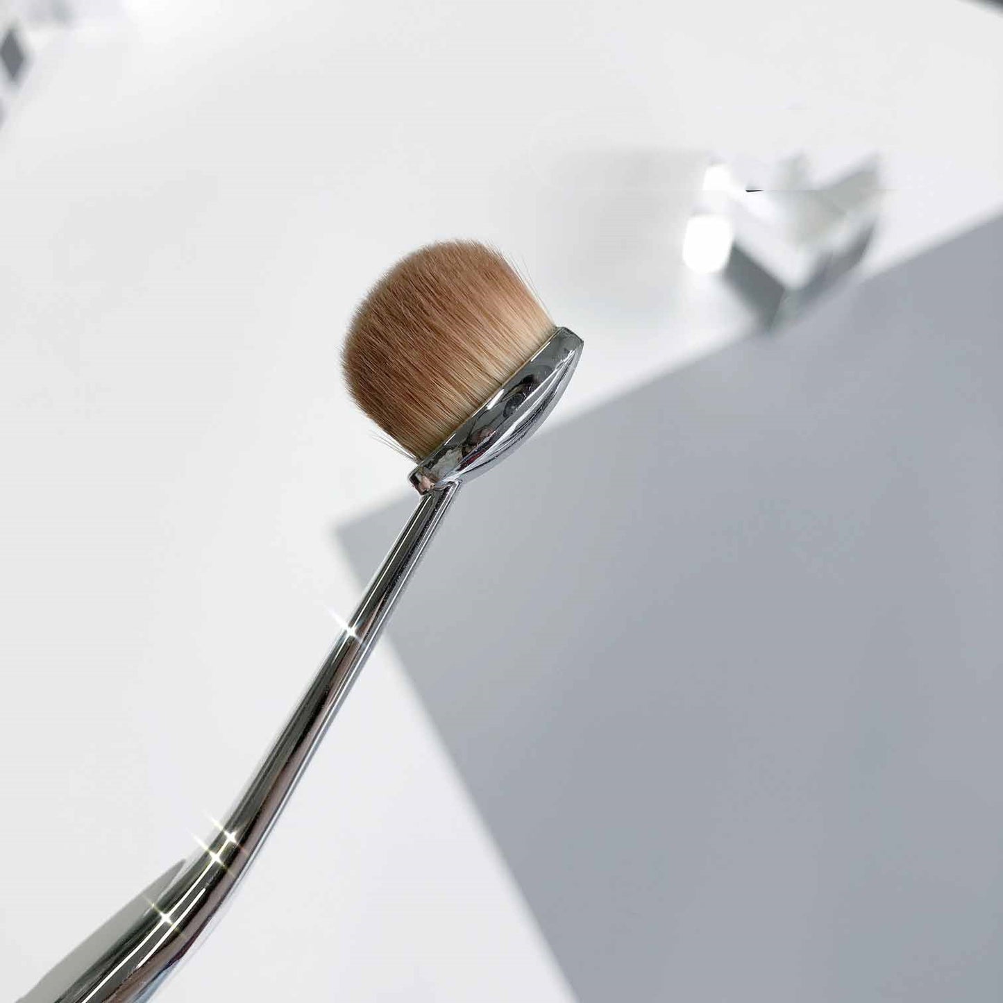 Eye Concealer And Acne Marker Makeup Brush