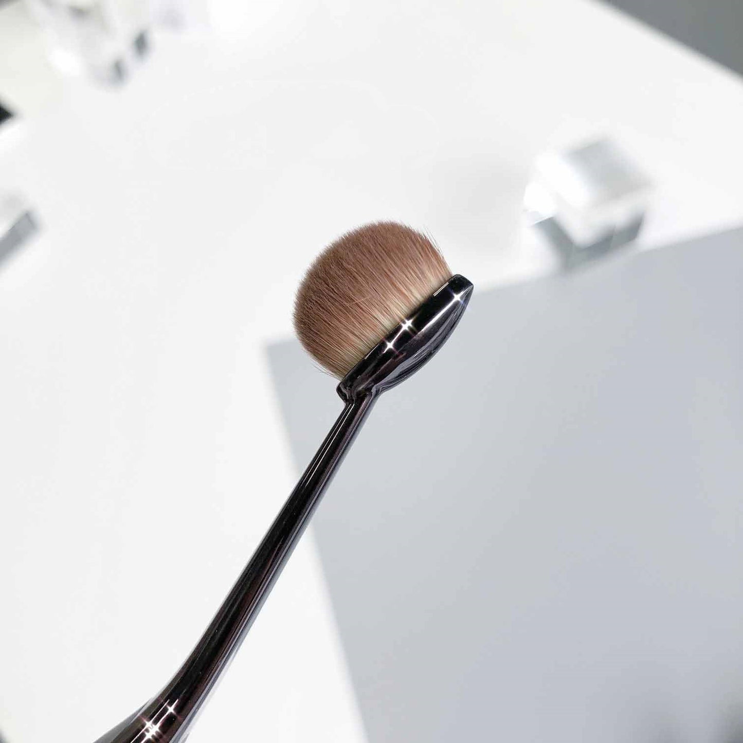 Eye Concealer And Acne Marker Makeup Brush